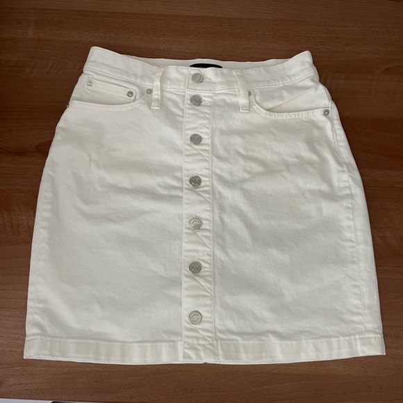 J. Crew High Rise White Denim Jean Silver Button Mini Skirt Size 26 - Picture 2 of 4